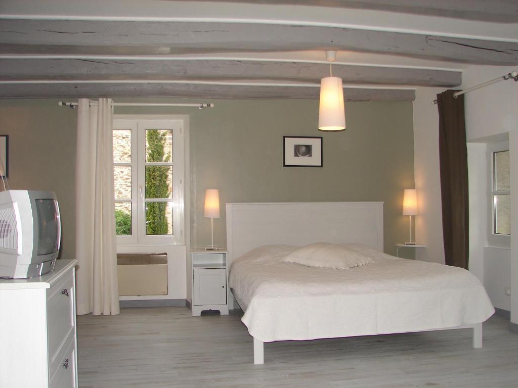 Relais De La Riniere Bed & Breakfast Le Landreau Room photo